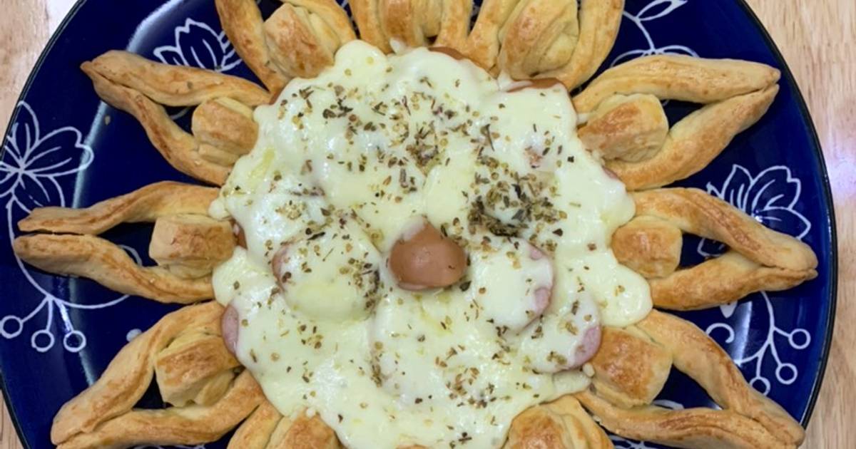 Bánh hoa hướng dương biến thể phiên bản pizza :)