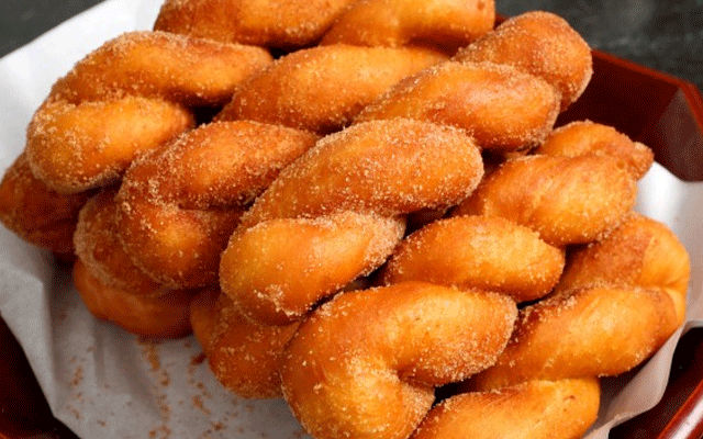 Bánh Vặn Thừng