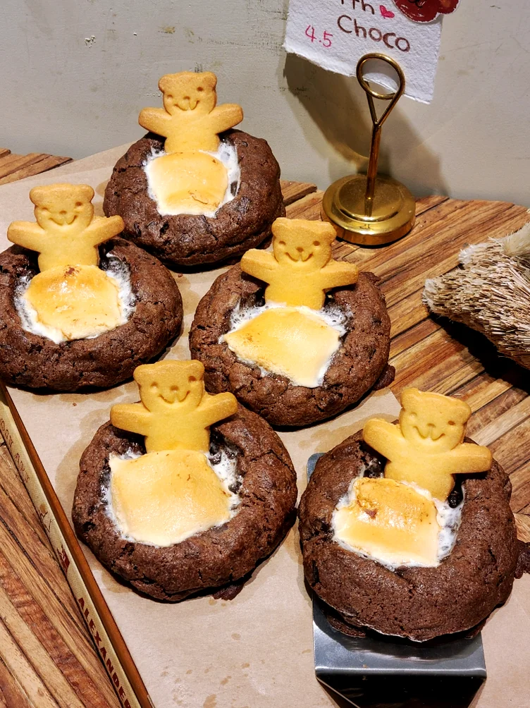Teddy's Oven: A Whimsical Dessert Escape in Seoul Forest for K-Food Insiders (테디스오븐) - Teddy's Oven, Seoul Forest Cafe