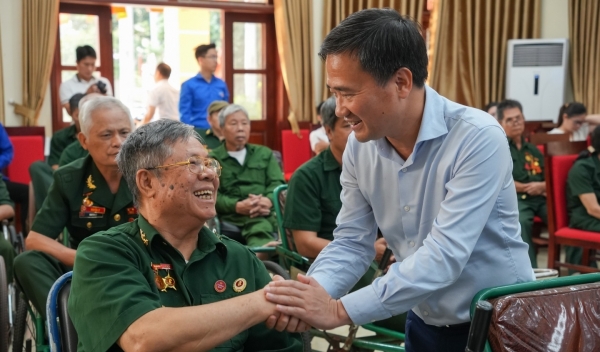 Petrovietnam gửi lời tri ân nồng nhiệt đến các thương binh tại Ninh Bình