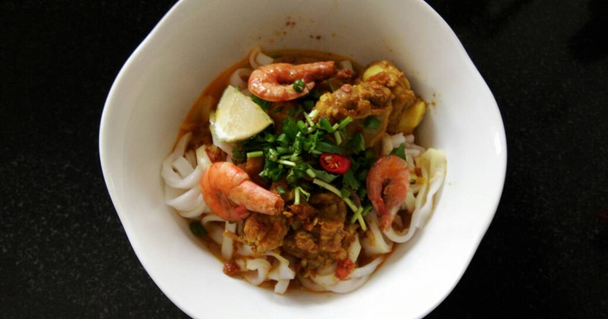 Buổi sáng Mì Quảng