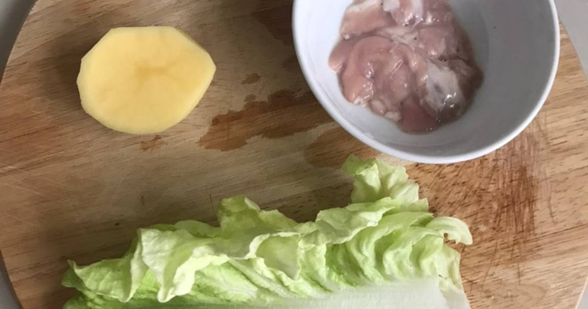 Cháo óc heo khoai tây rau cải nhún cho bé