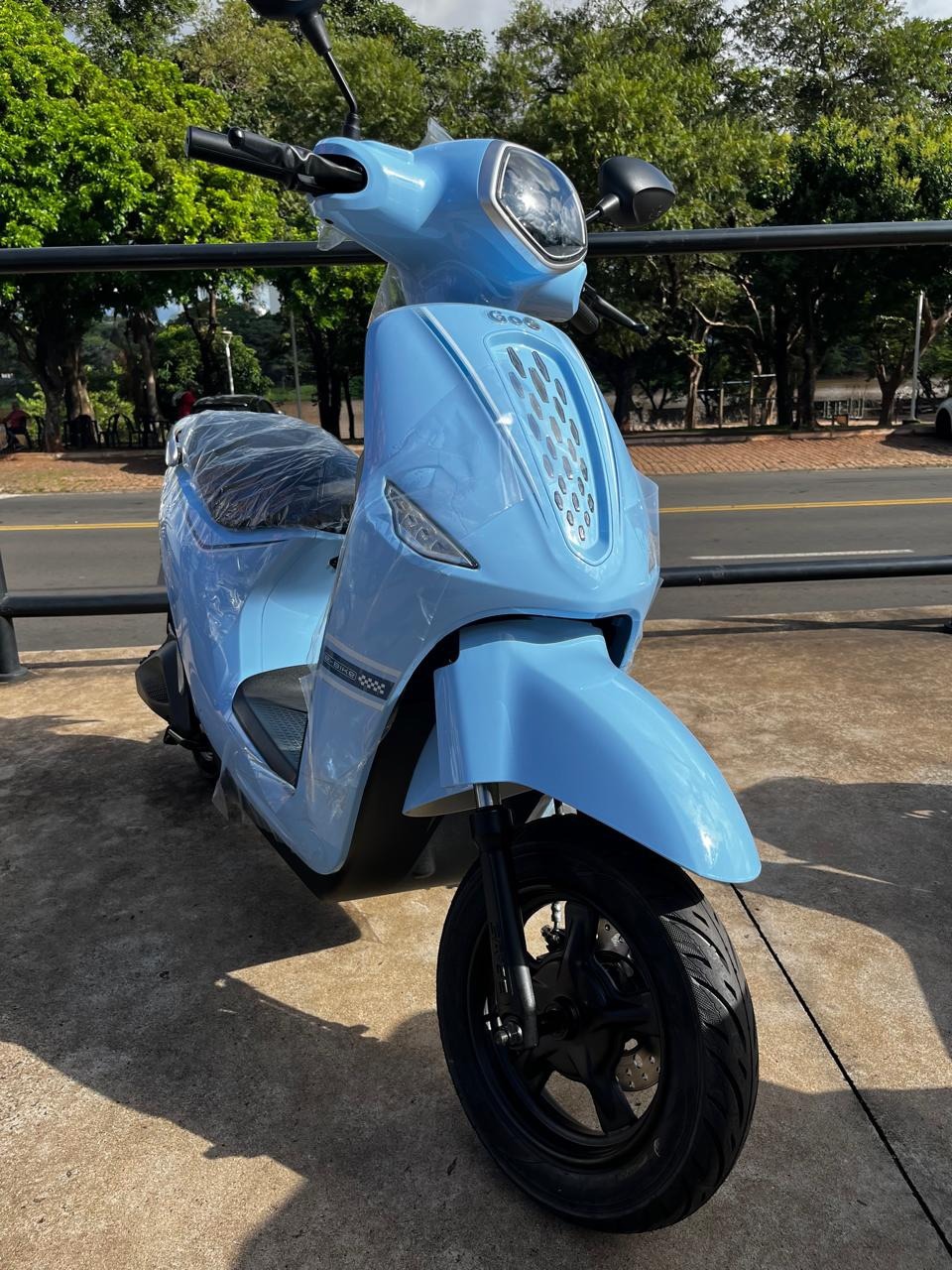 Scooter Elétrica Luna 1000W