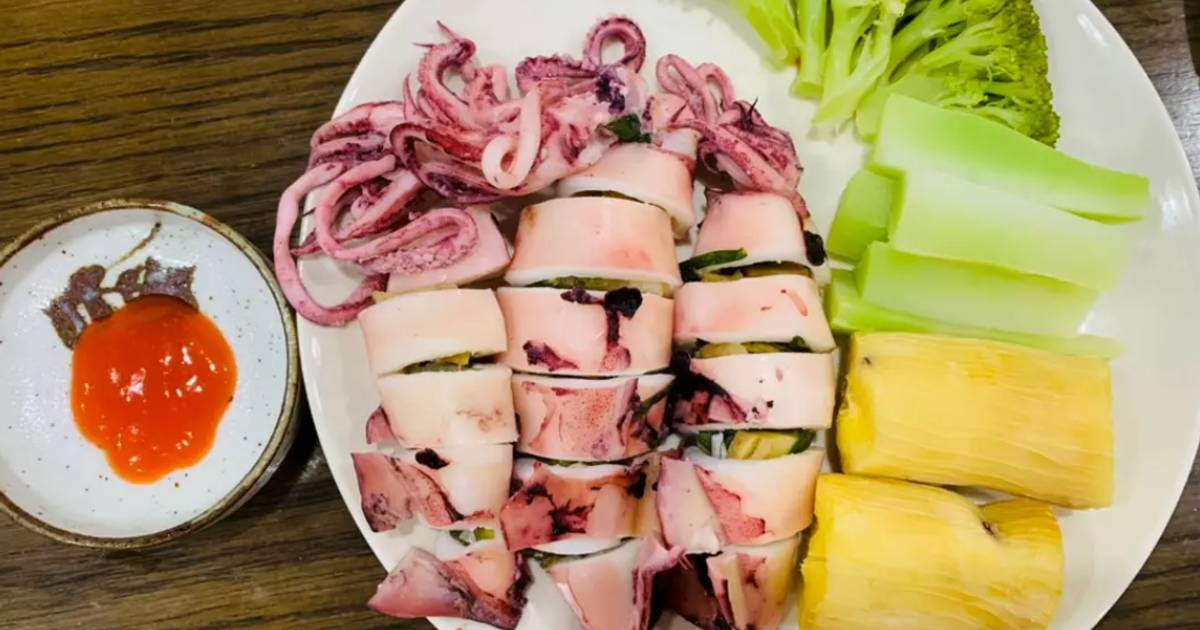 Mực lá hấp gừng