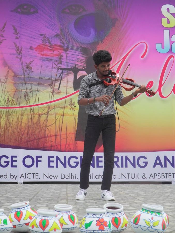 Hindu College of Engineering and Technology, Guntur - Sri Krishna Janmashtami Celebrations - 2025