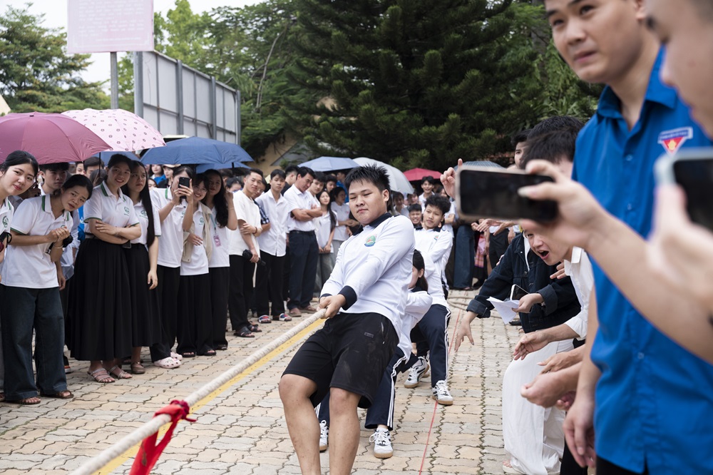 Tâm thế mới, khát vọng mới: Trường Đại học Tây Bắc long trọng tổ chức lễ Khai giảng năm học 2026-2027
