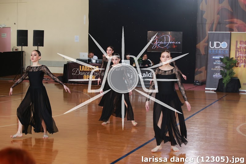 larissa dance (12305).jpg