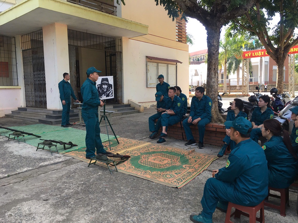 Ban chỉ huy Quân sự Trường Đại học Tây Bắc khai mạc huấn luyện tự vệ năm 2025