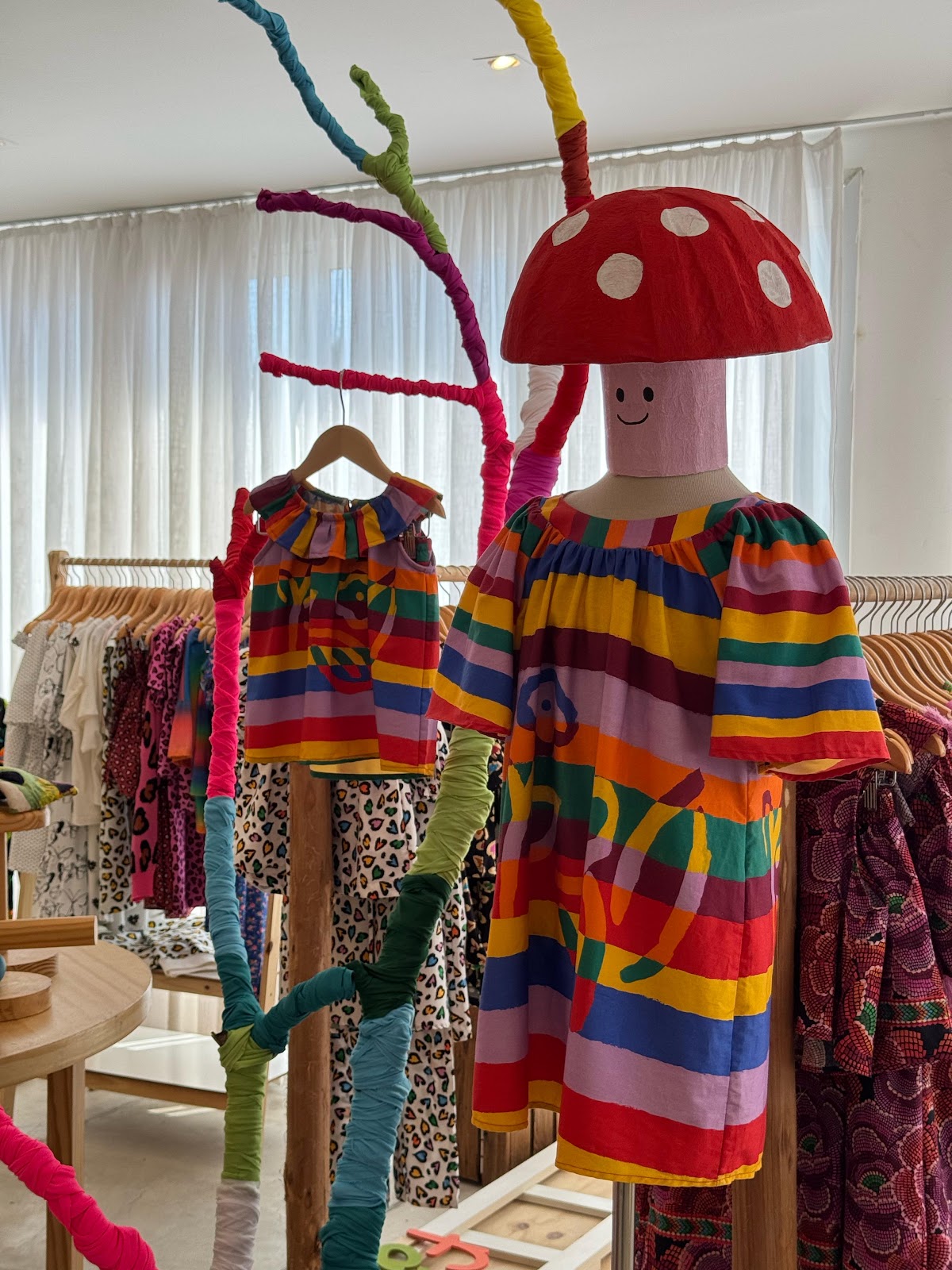 Nova Fábula — showroom Low Profile + Dreams