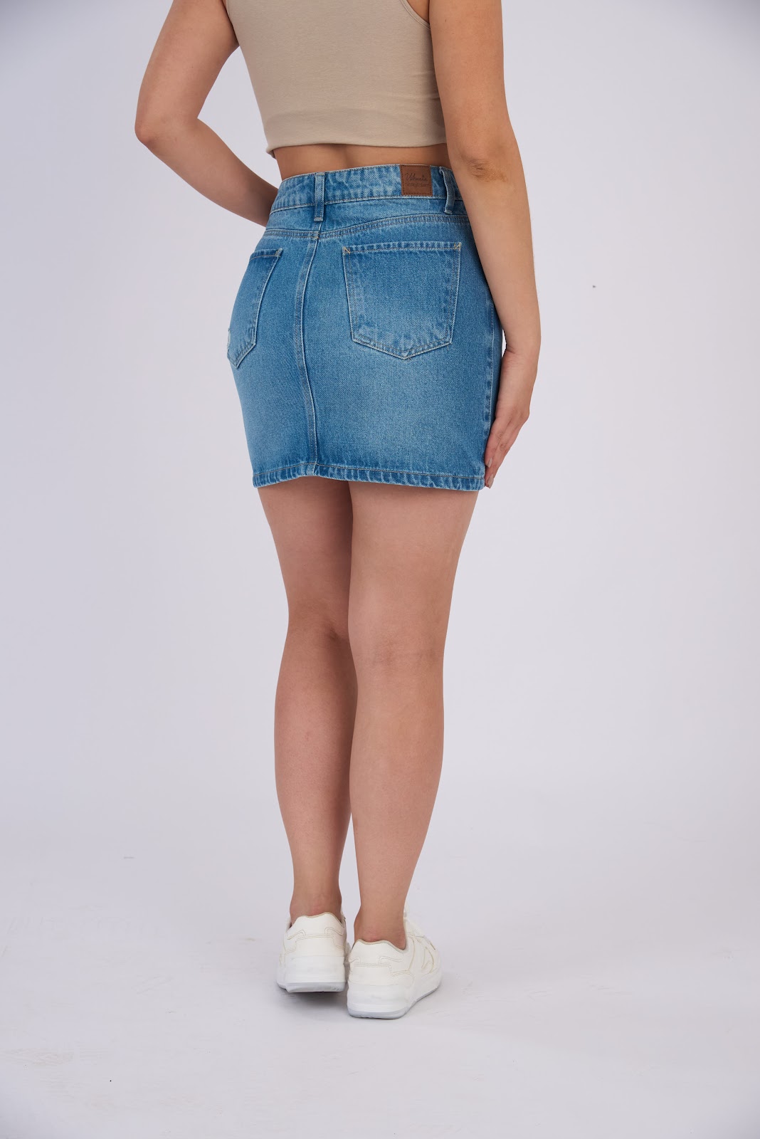 Falda corta en denim rígido, color azul medio 100% algodón - Vista 4