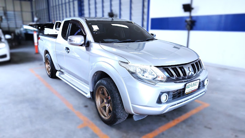 MITSUBISHI TRITON 18-23