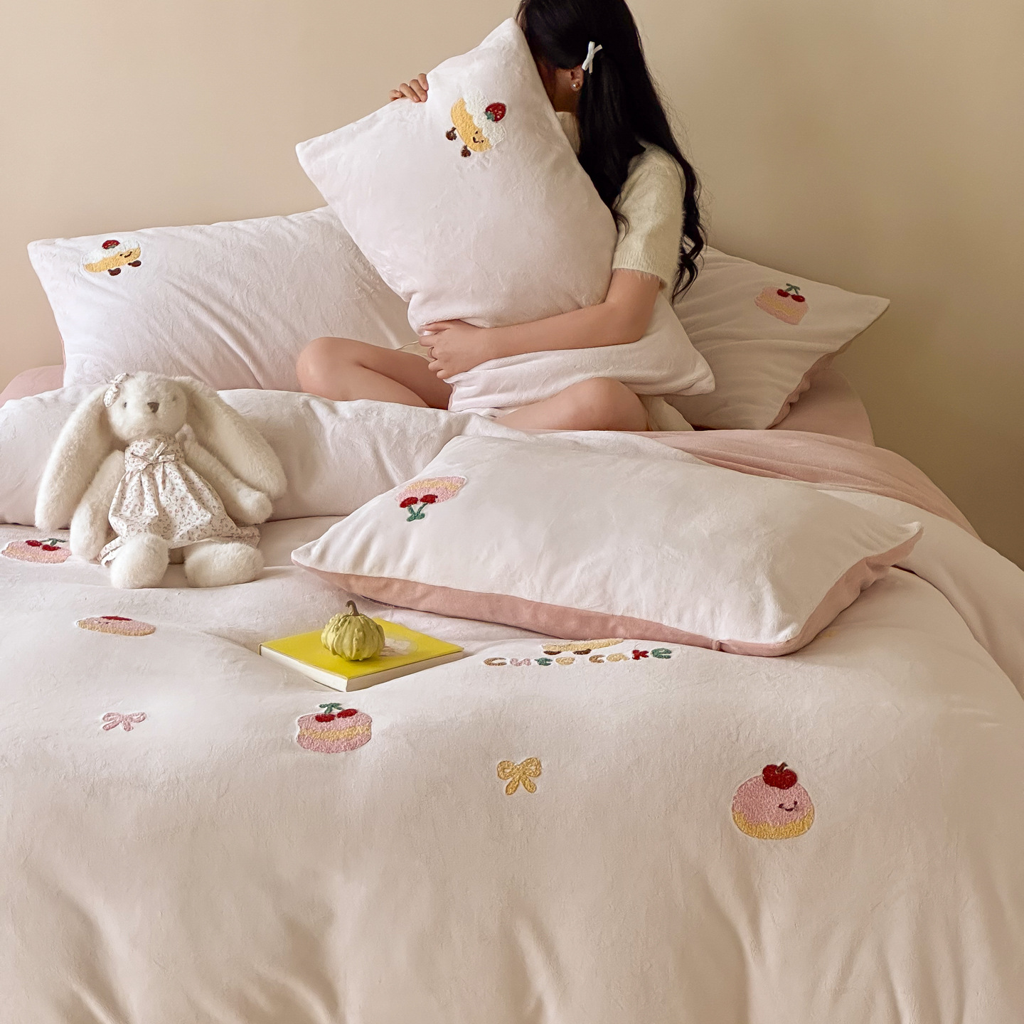 Winterbettgarnitur aus Milchfleece mit Cartoon-Motiv