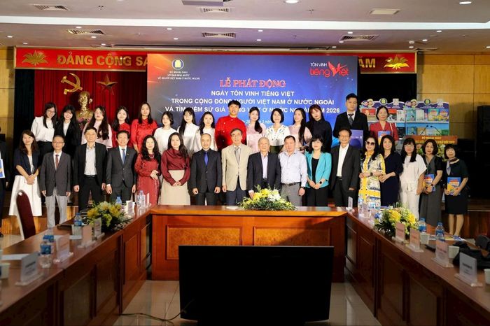 Tôn vinh tiếng Việt trong cộng đồng người Việt ở nước ngoài - Đài Phát thanh và truyền hình Hà Nội