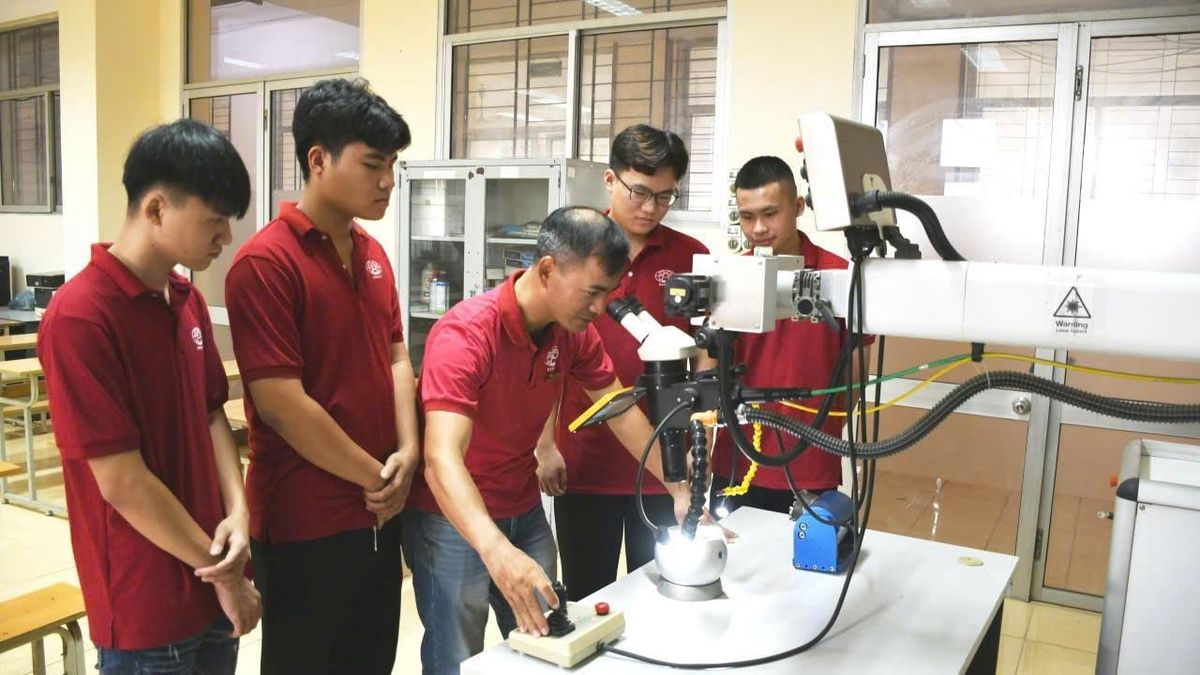 Nhịp cầu từ giảng đường đến thực tiễn - Đài Phát thanh và truyền hình Hà Nội