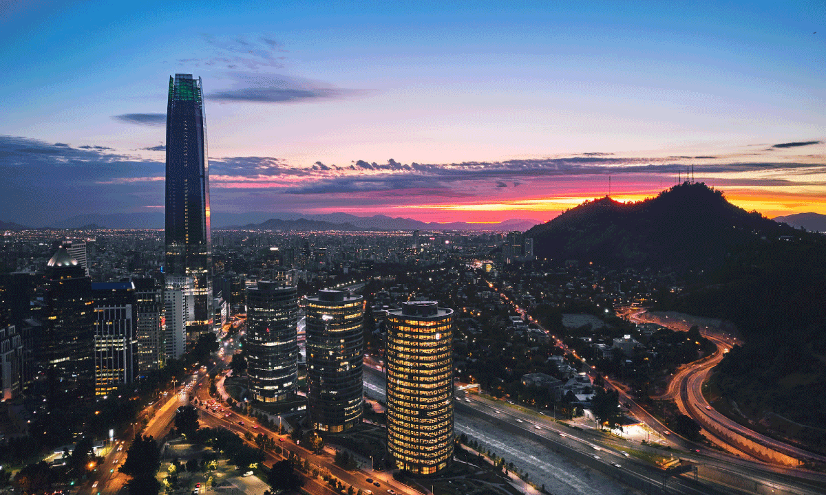 Instituto de la Empresa expands to Chile, offering flexible education for adults with unfinished degrees