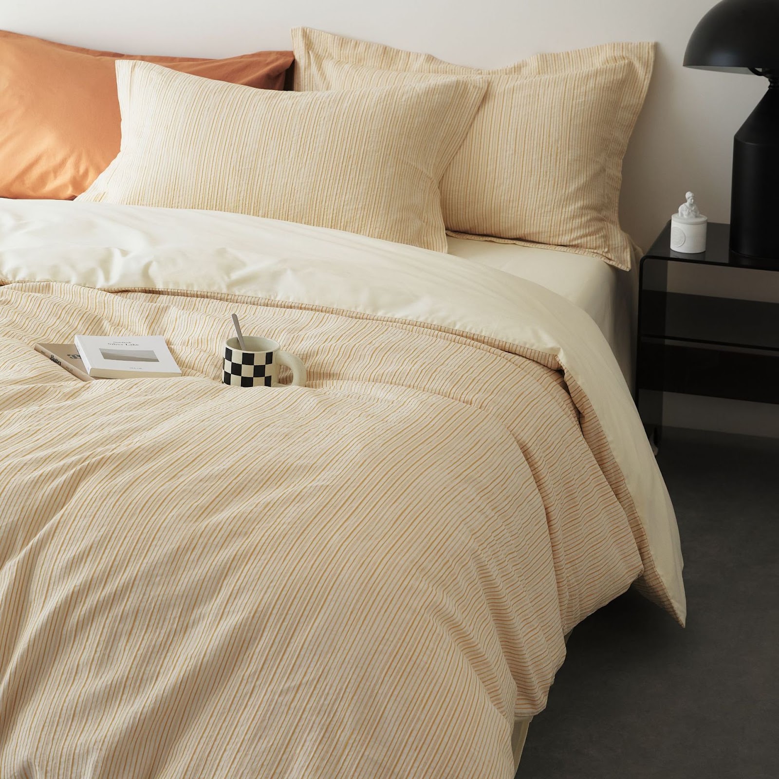 Bedding set, 4-piece, cotton, minimalist design