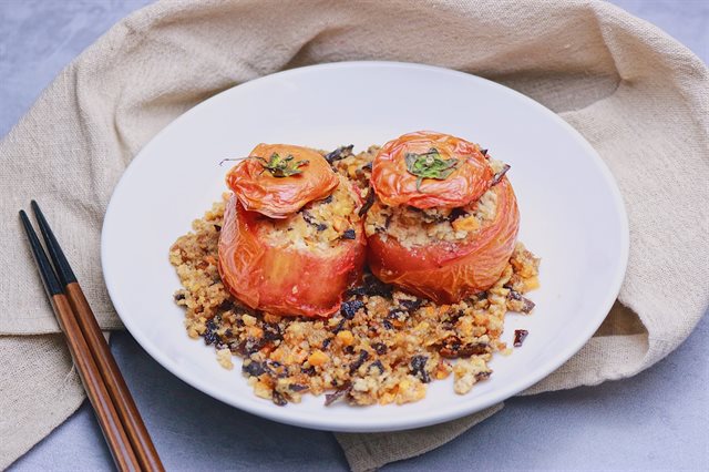 Cà Chua Nhồi Đậu Chiên Chay