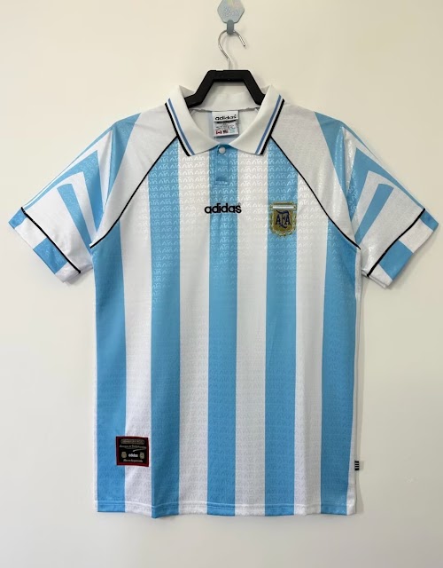 Equipación local de Argentina 1996-97.jpeg
