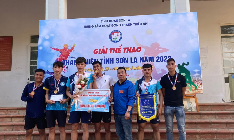 Đoàn thể thao Trường Đại học Tây Bắc tham dự Giải thể thao thanh niên tỉnh Sơn La năm 2022