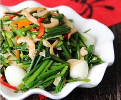 Bày trí ra đĩa và thưởng thức.