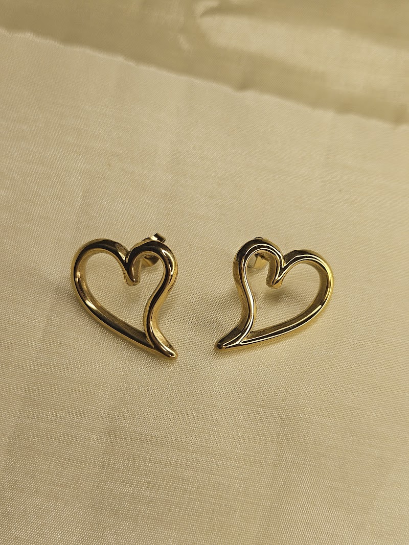 Lined Heart Earrings view 1