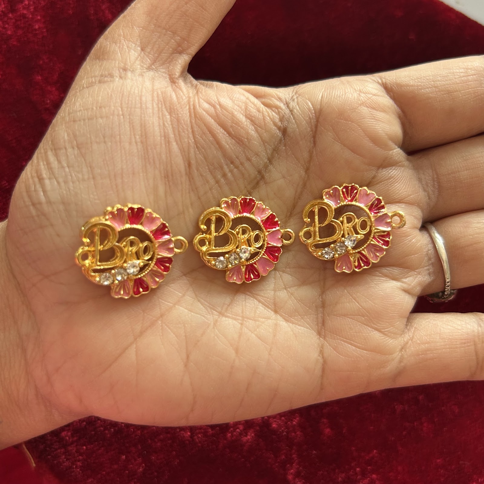 Rakhi meena pendent (pack of 3) K