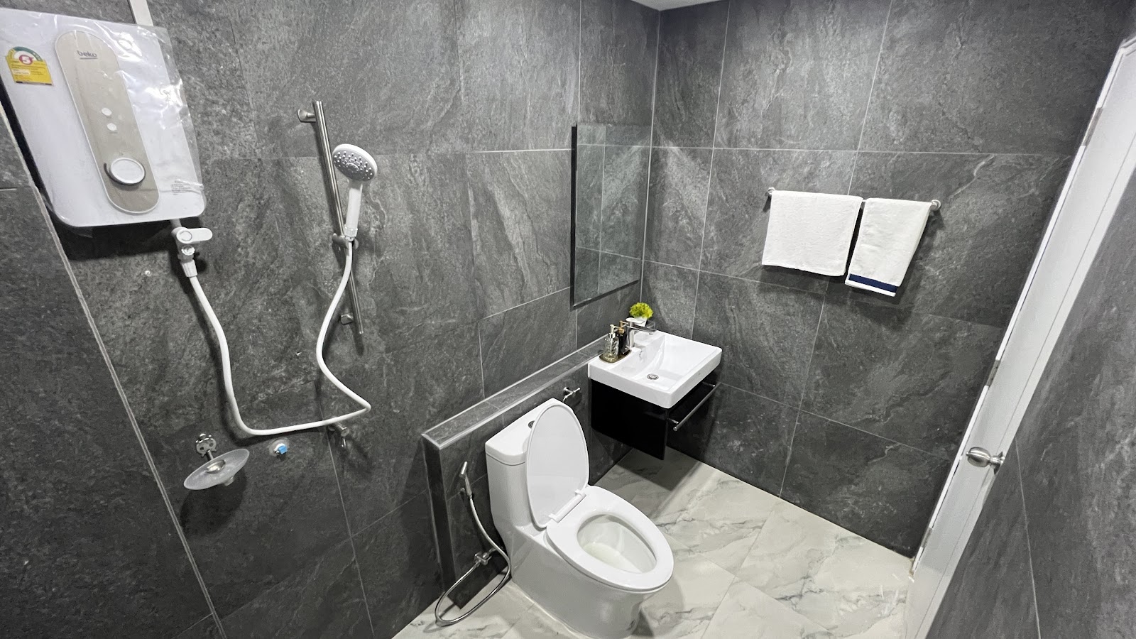 ห้องน้ำ