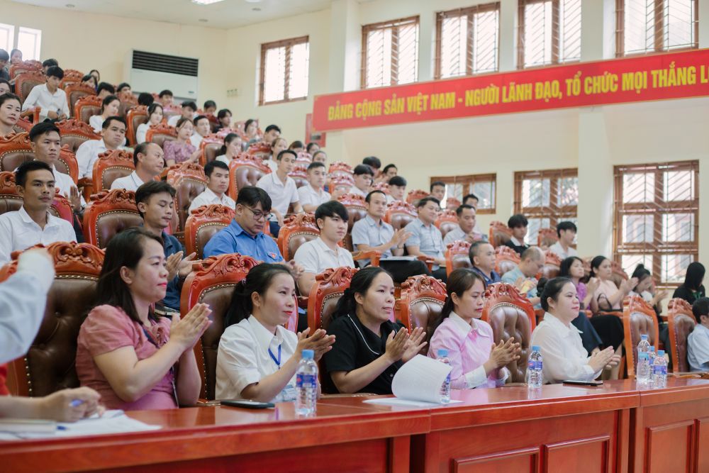 Trường Đại học Tây Bắc tiếp nhận Lưu học sinh Lào nhập học đợt 1 năm học 2025-2026