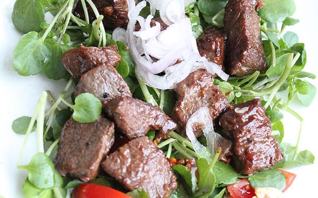 Bò LúC LắC