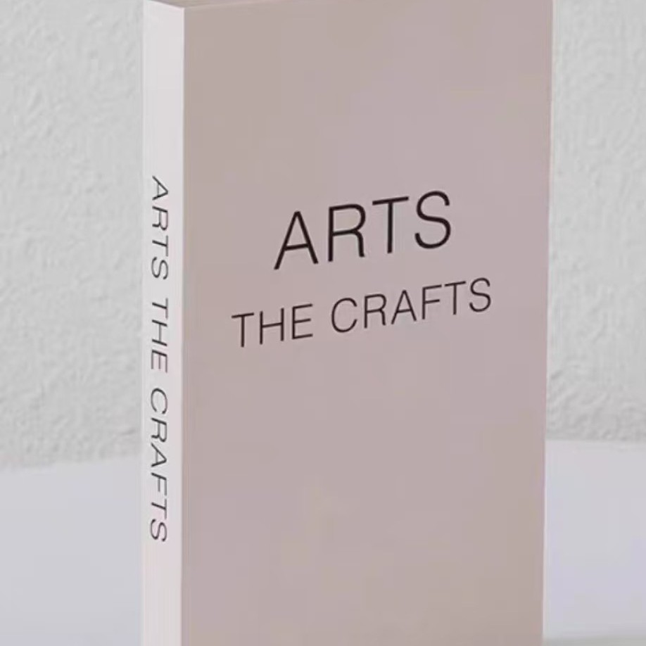 Dekoratives Kunstbuch, nordisch-minimalistisch