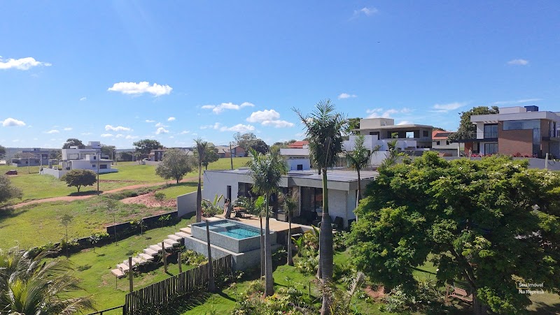 Foto 2 de Casa de alto padrão com vista pada a represa Jurumirim à venda no Riviera de Santa Cristina XIII