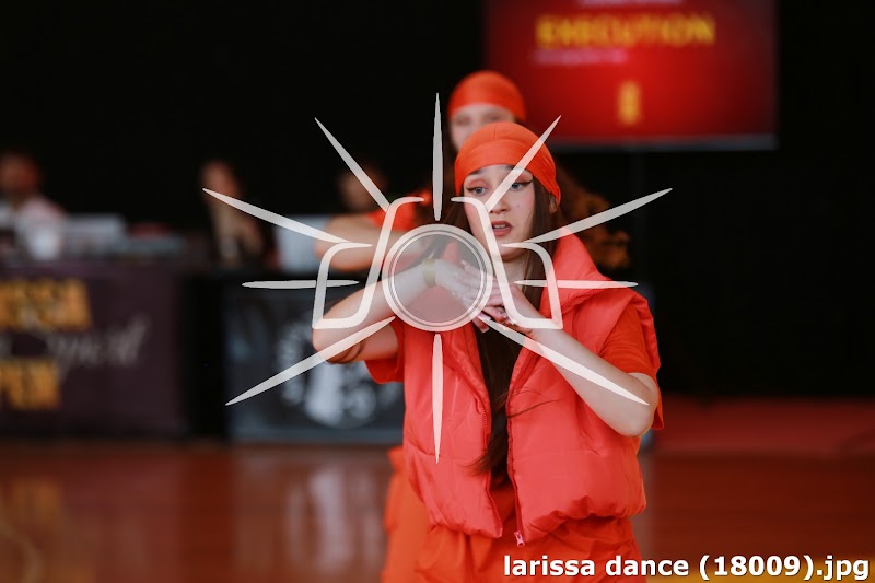 larissa dance (18009).jpg