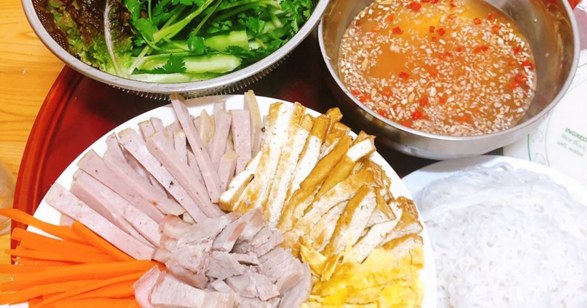 Bánh tráng cuộn