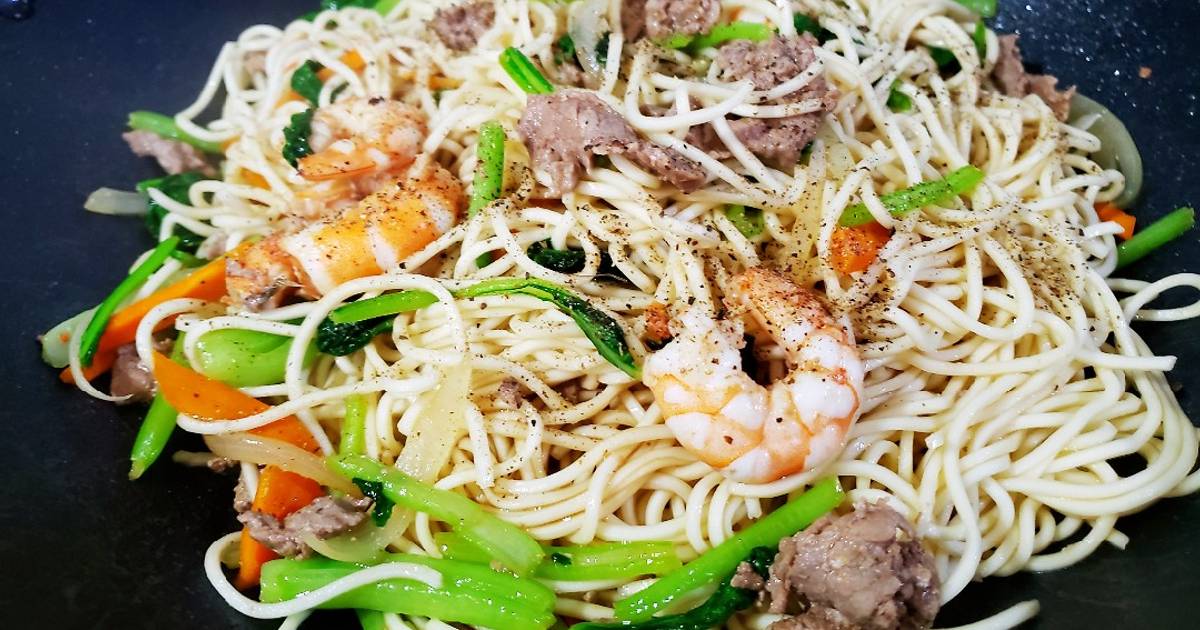 Mì xào tôm, thịt bò