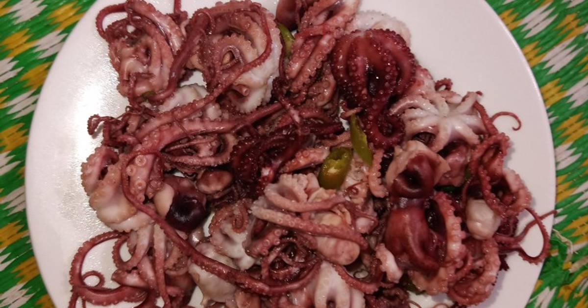 Bạch tuộc hấp sả ớt