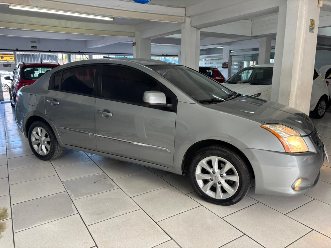 Nissan Sentra - Foto 2