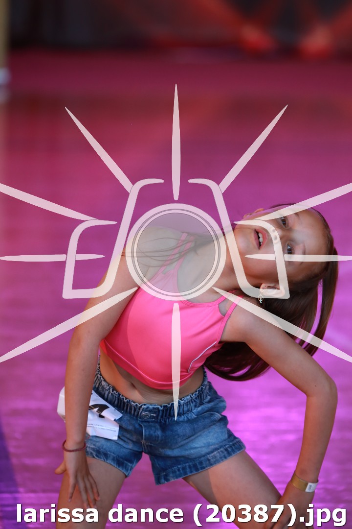 larissa dance (20387).jpg