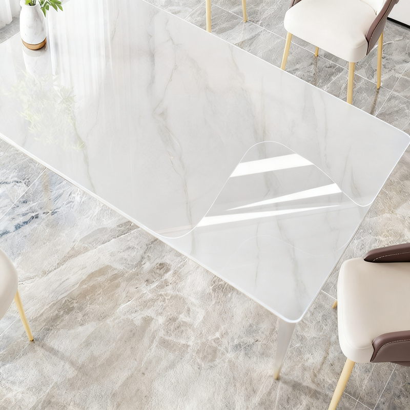 Transparente Schutzfolie für Tische und Möbel