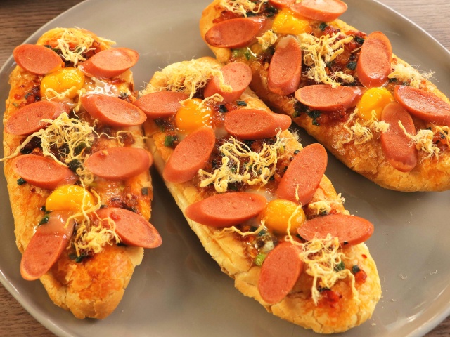 Bánh Mì Nướng Muối Ớt