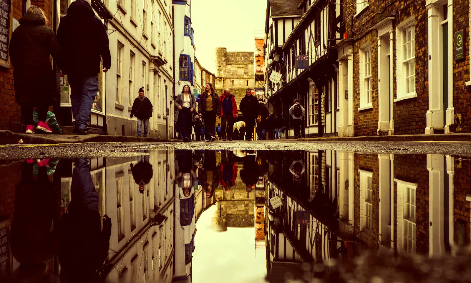 Historic Street Puddle Reflection - Urban Street Photography 4K Wallpaper (4684x2818)