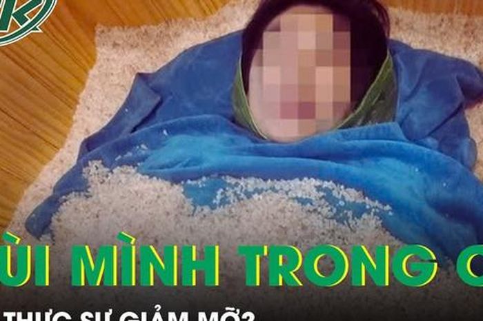 Trào lưu vùi mình vào cát nóng giảm 6cm vòng bụng gây sốt mạng xã hội, bác sĩ cảnh báo - Báo Sức Khỏe &amp; Đời Sống
