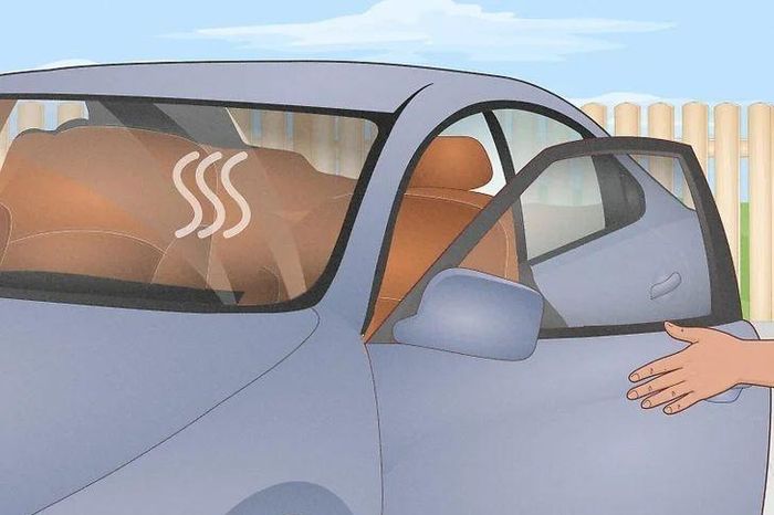 Nguyên nhân khiến xe ô tô đóng kín vẫn bị bụi và cách khắc phục triệt để - Báo Pháp Luật TP.HCM