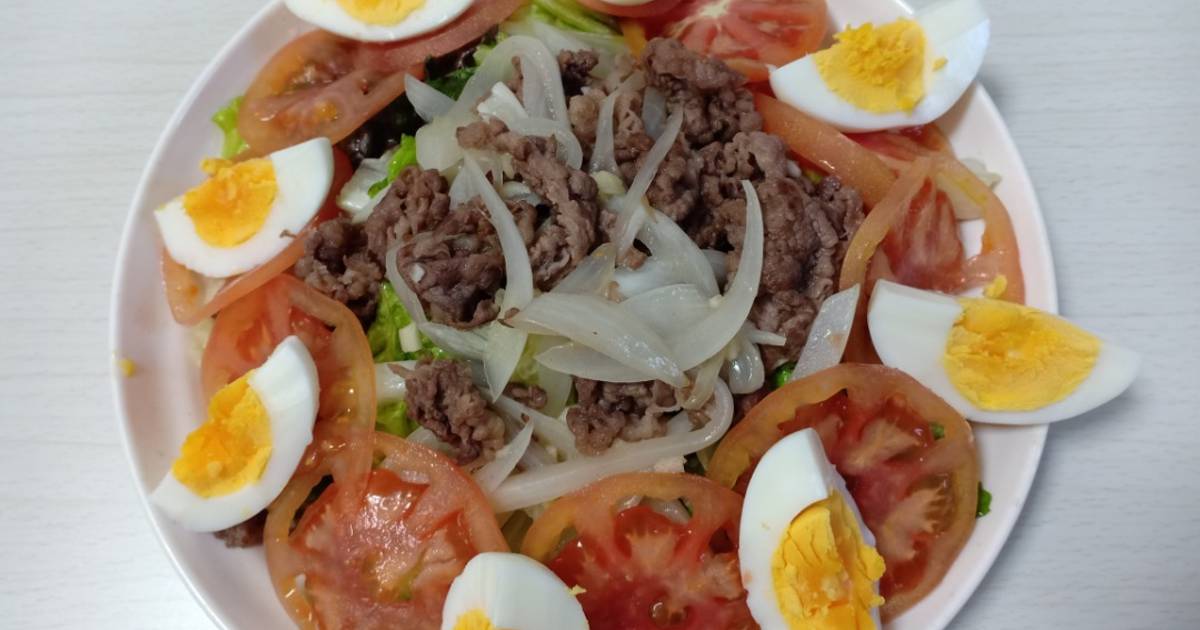 Thịt bò trộn xà lách