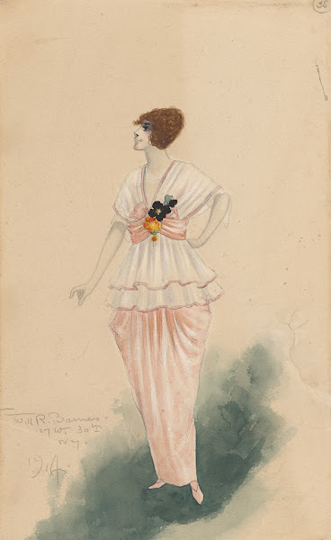 Womans costume 1914