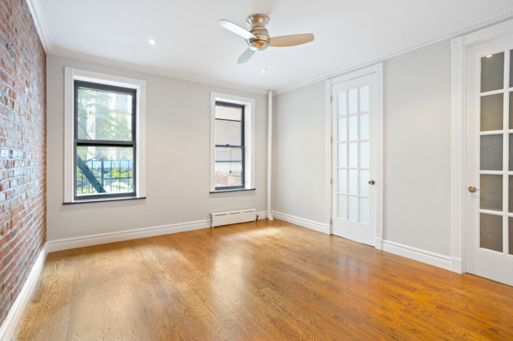 340 East 18th Street Unit 4D