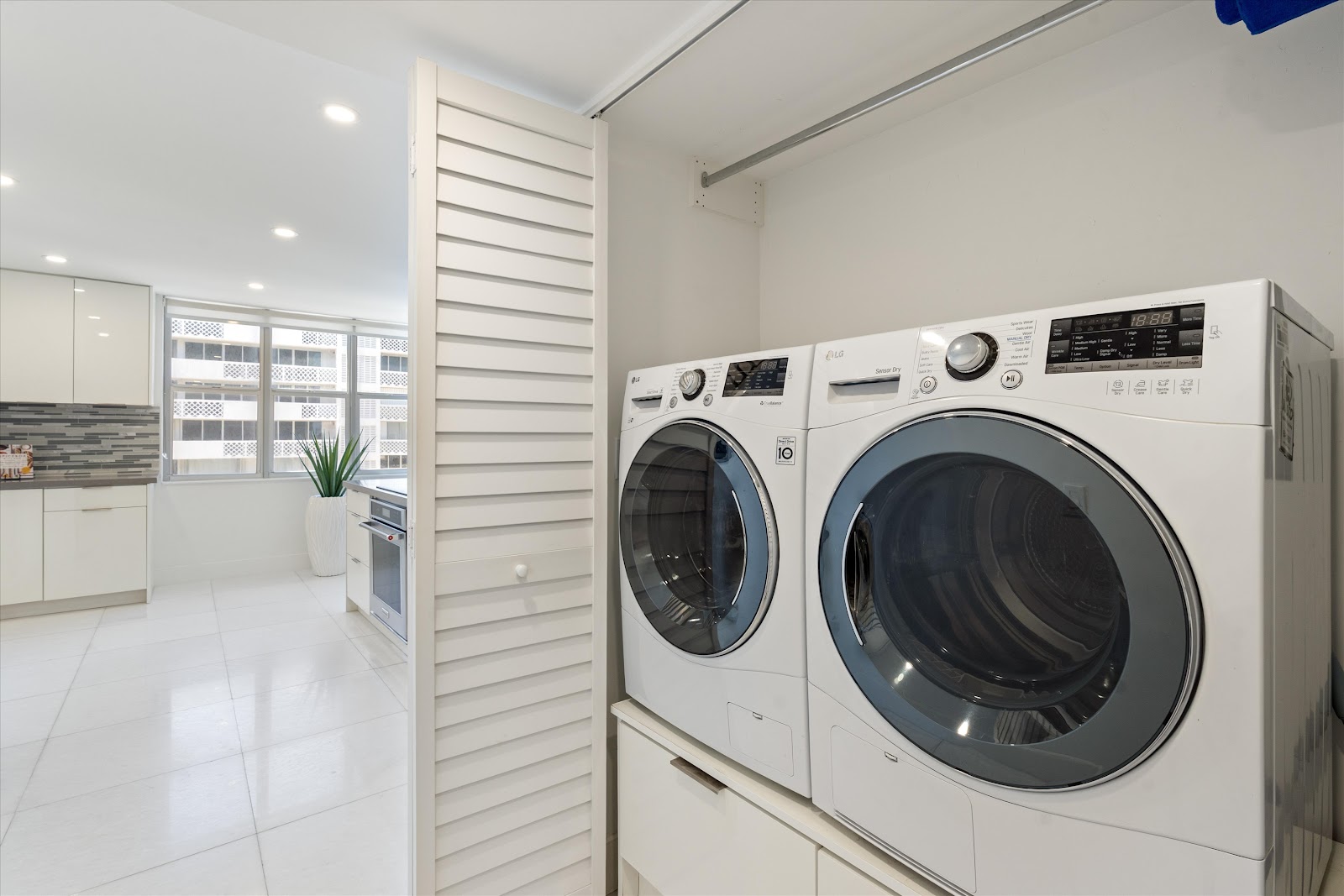 1180 S Ocean Blvd Unit 12F