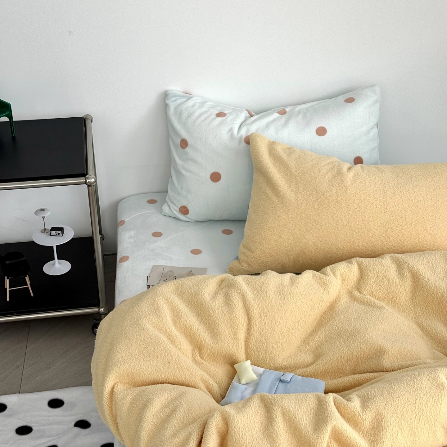 Microfiber fleece bedding set, solid color, soft