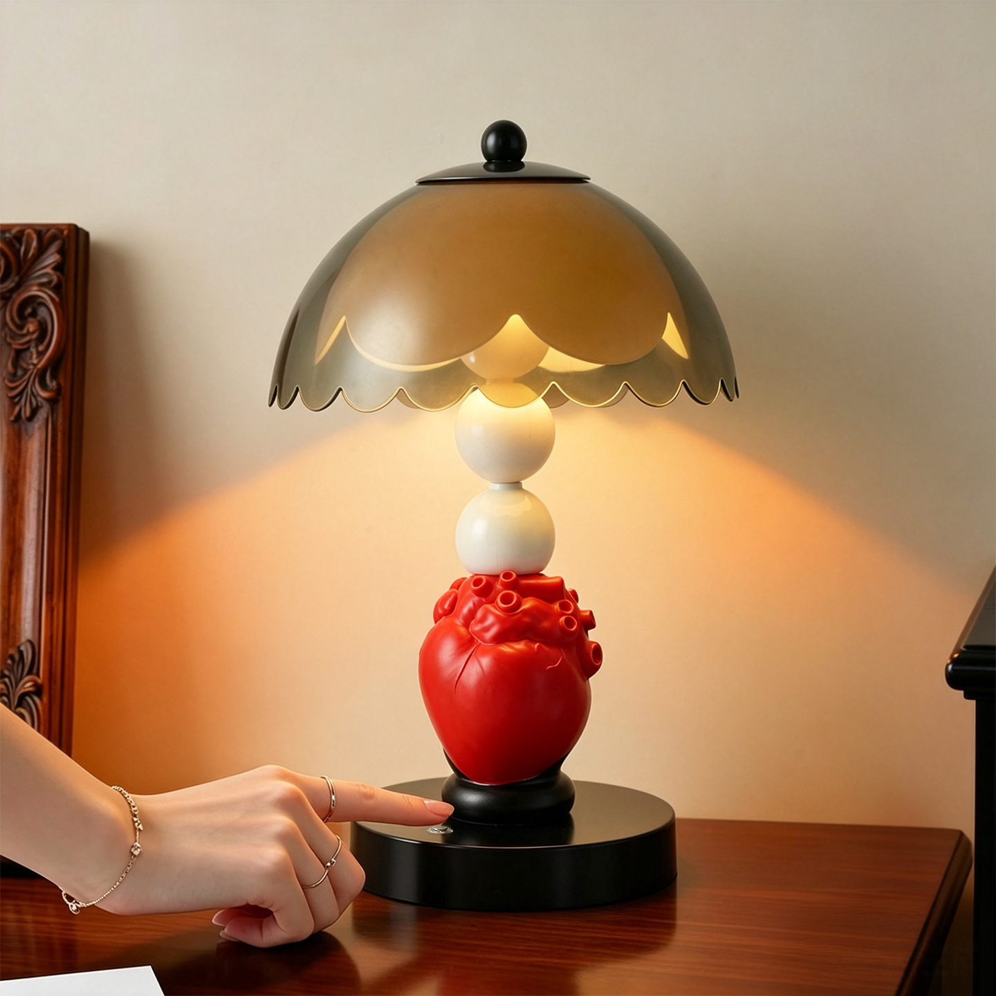 Heart table lamp, modern art form
