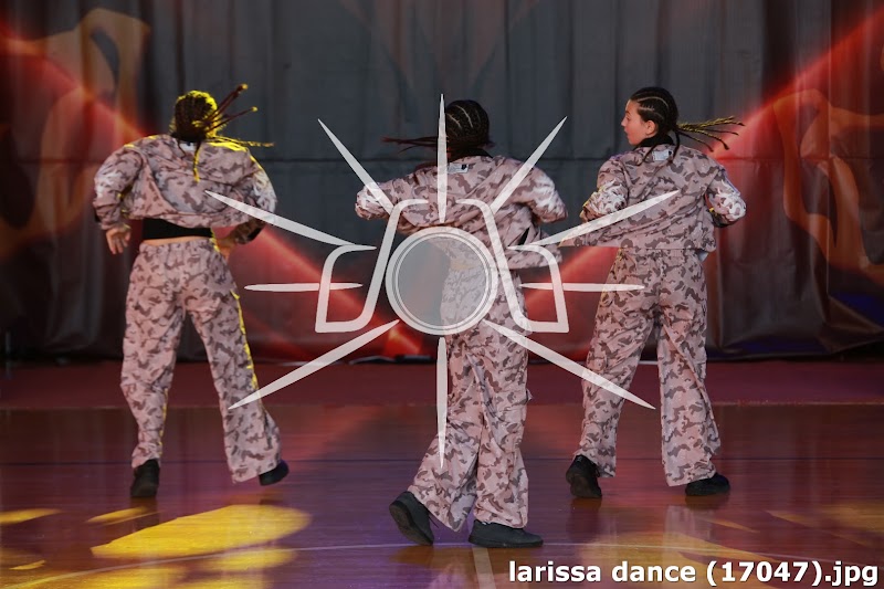 larissa dance (17047).jpg