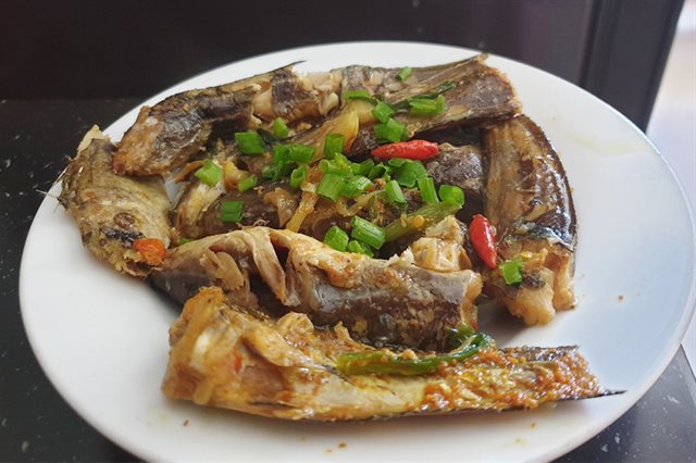Cá Ngát Kho Nghệ